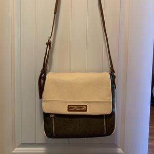 Kelly Moore Luna camera bag